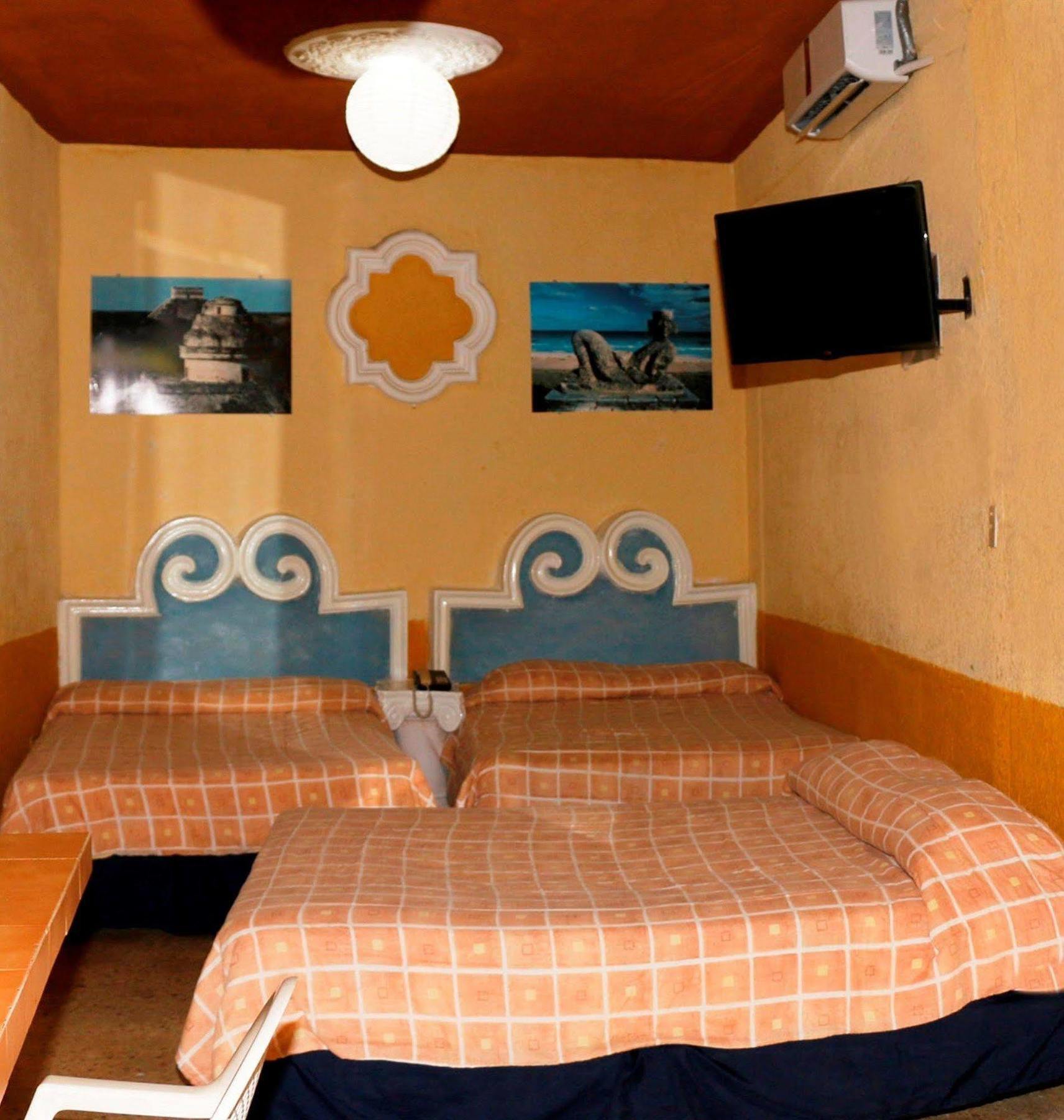 Hotel Suites Elia Noemi Мерида Екстериор снимка