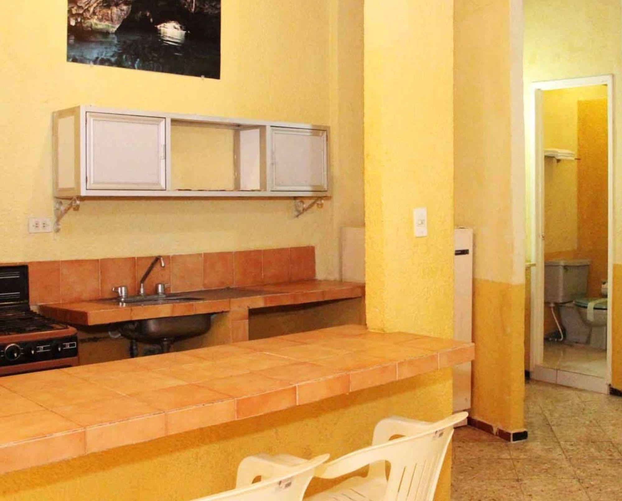 Hotel Suites Elia Noemi Мерида Екстериор снимка
